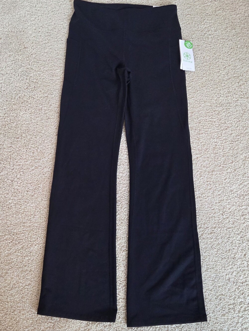 NWT Gaiam High Rise Flare Yoga Pants w/ Pockets Black Size M